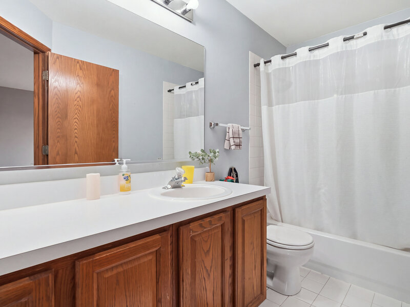 219 S Primrose Lane Round Lake IL 60073