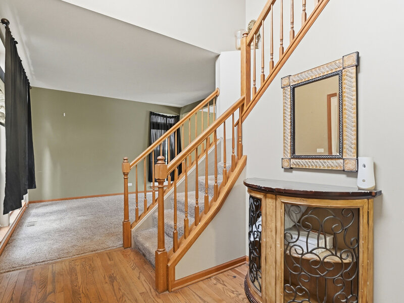 219 S Primrose Lane Round Lake IL 60073