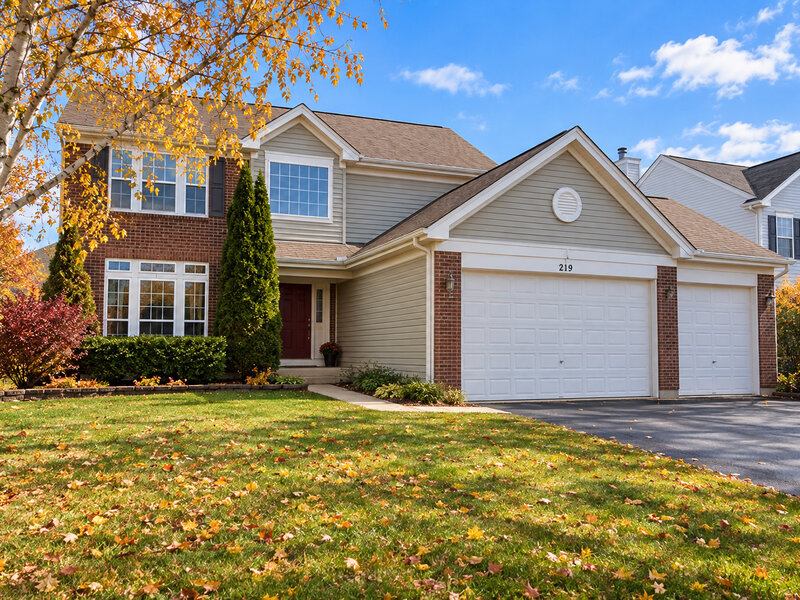 219 S Primrose Lane Round Lake IL 60073