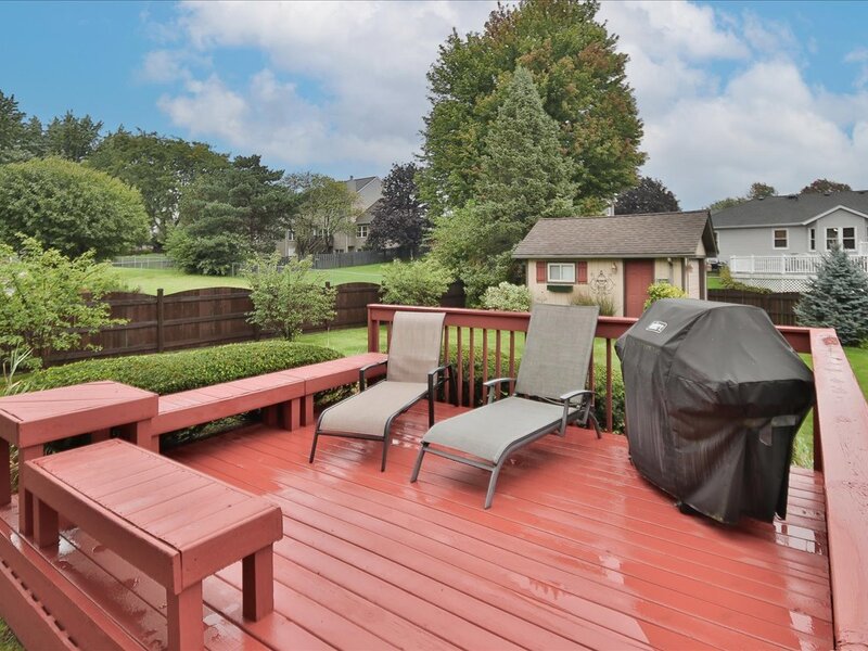 10616 Carl Street Huntley IL 60142