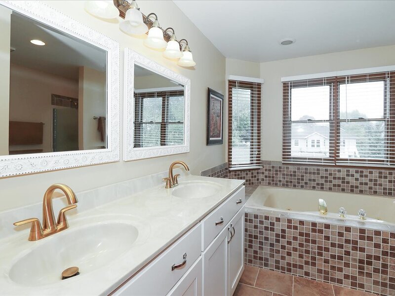 10616 Carl Street Huntley IL 60142
