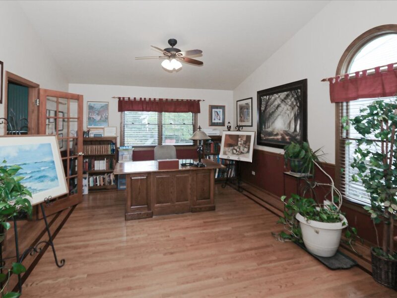 10616 Carl Street Huntley IL 60142