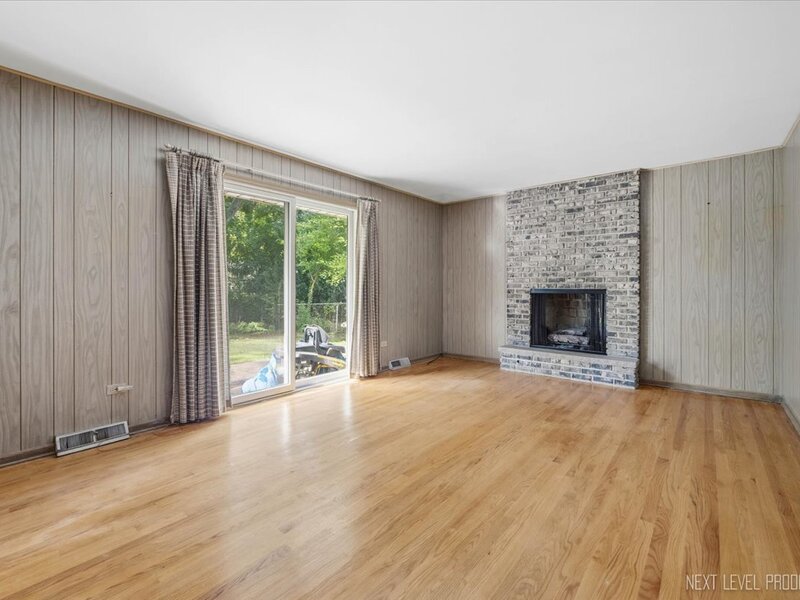 7008 Blackburn Avenue Downers Grove IL 60516