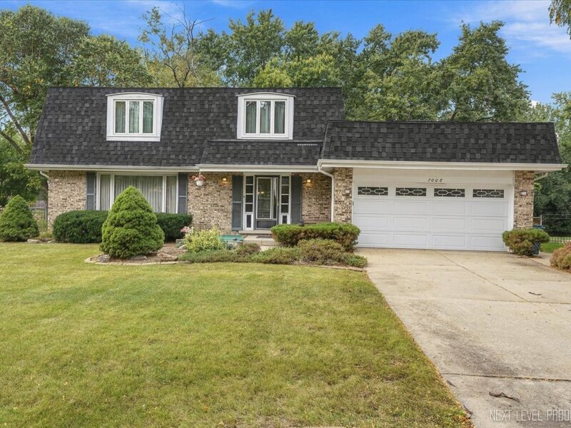 7008 Blackburn Avenue Downers Grove IL 60516