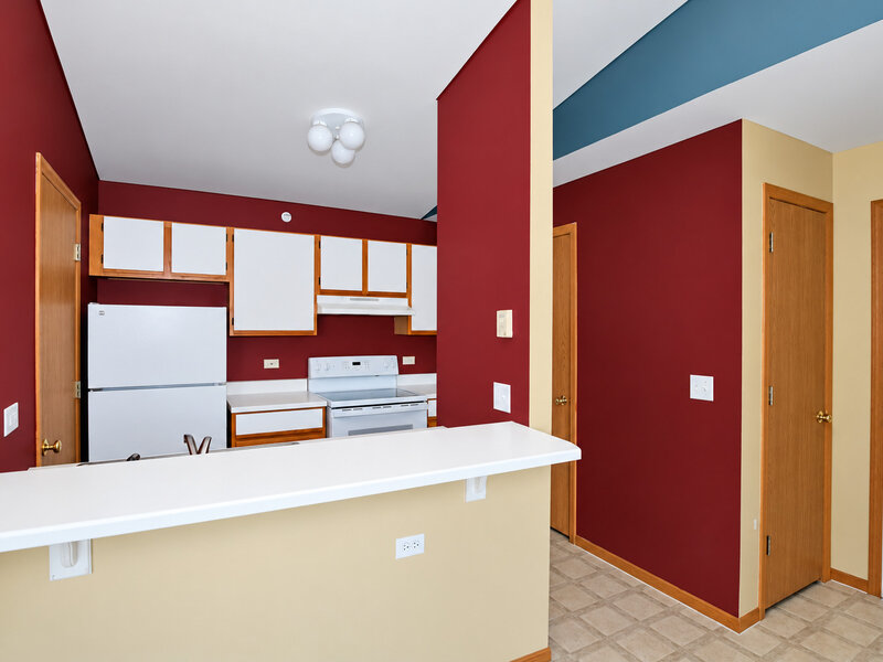551 Leah Lane Woodstock IL 60098