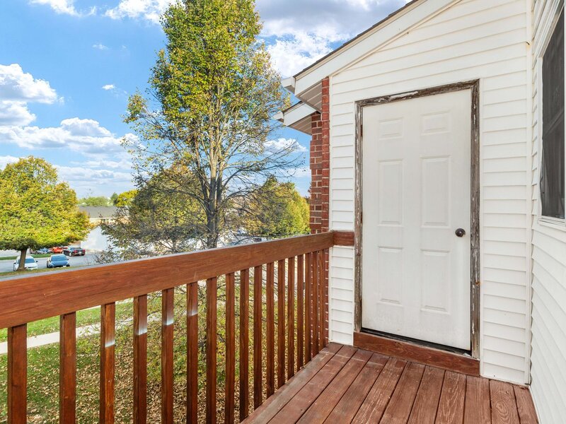 551 Leah Lane Woodstock IL 60098