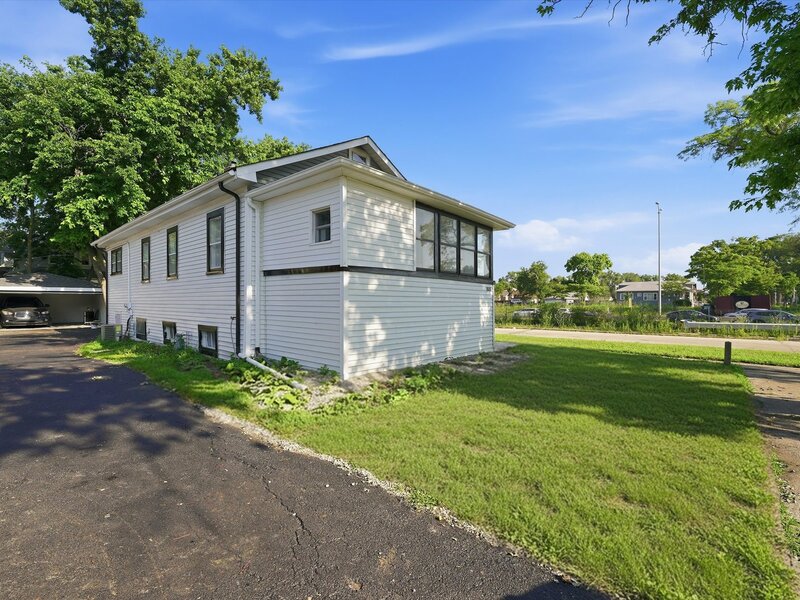 1808 S 22nd Avenue Maywood IL 60153