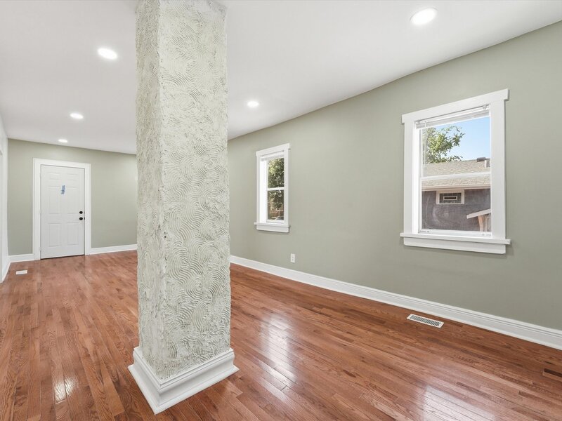 1808 S 22nd Avenue Maywood IL 60153