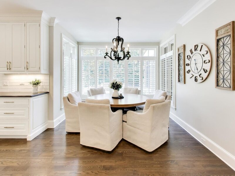 1871 W Salisbury Lane Lake Forest IL 60045