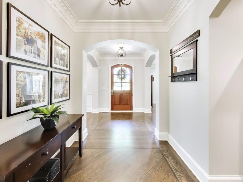 1871 W Salisbury Lane Lake Forest IL 60045