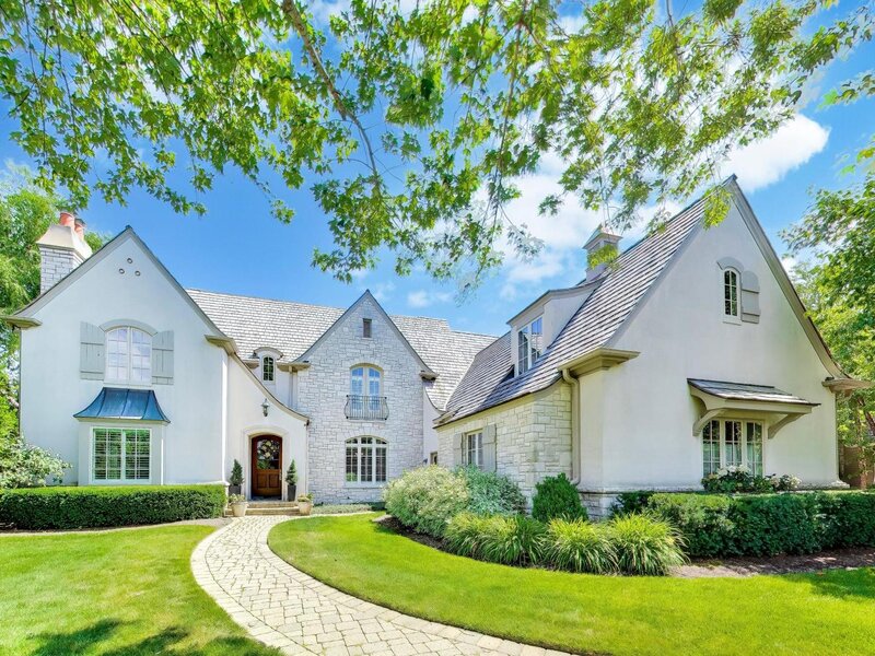 1871 W Salisbury Lane Lake Forest IL 60045