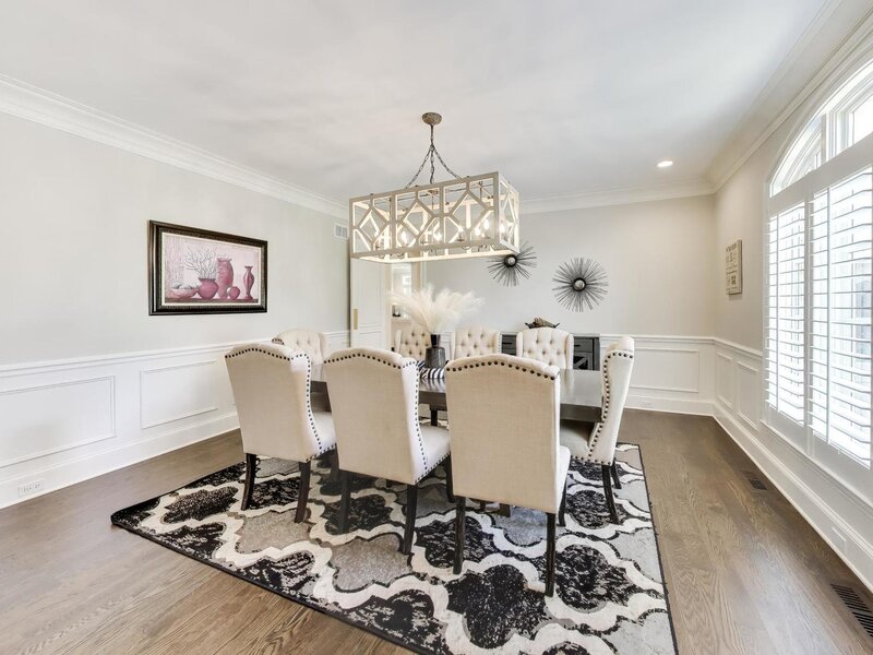 1871 W Salisbury Lane Lake Forest IL 60045