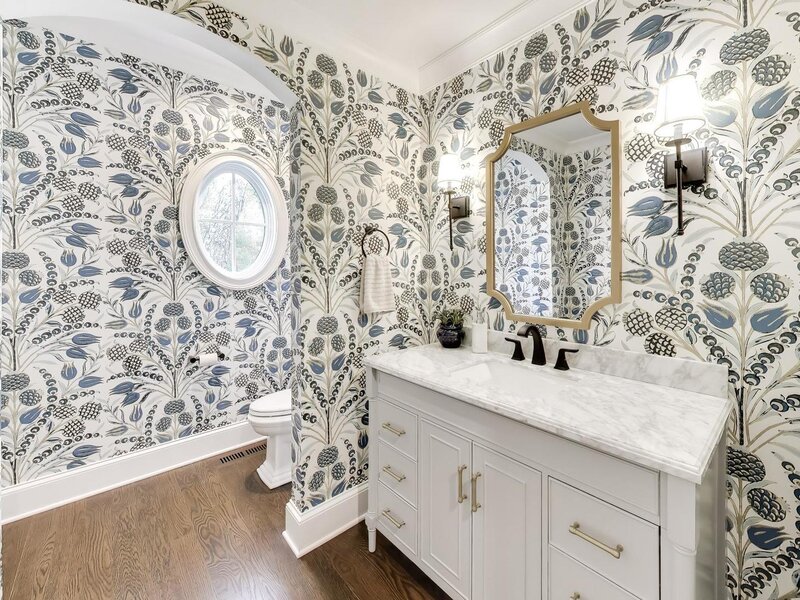 1871 W Salisbury Lane Lake Forest IL 60045