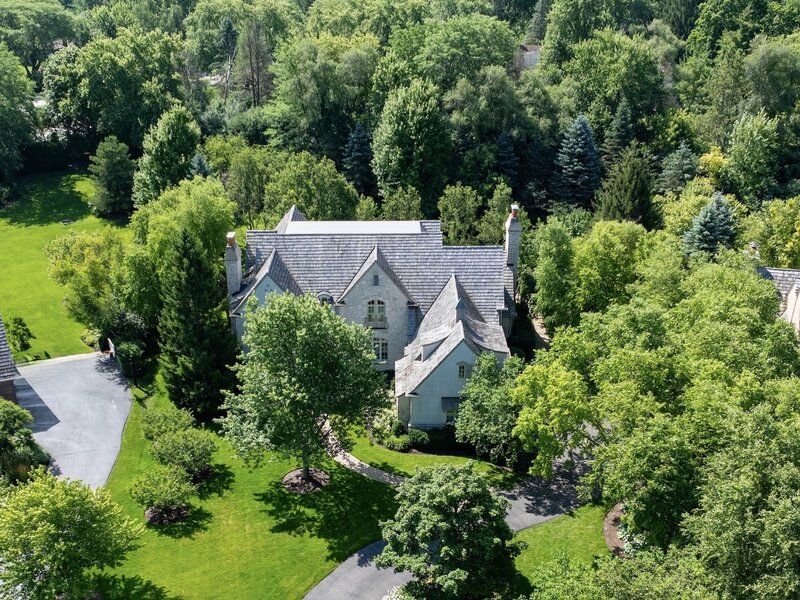 1871 W Salisbury Lane Lake Forest IL 60045
