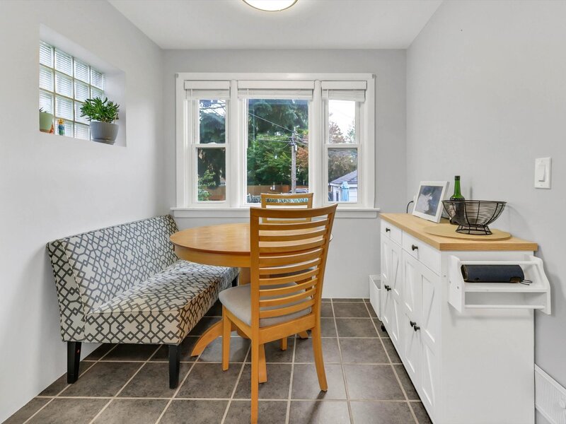 6219 W Holbrook Street Chicago IL 60646