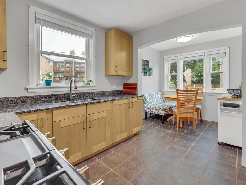 6219 W Holbrook Street Chicago IL 60646