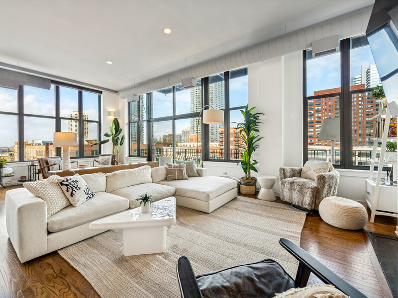 333 W Hubbard Street Chicago IL 60654