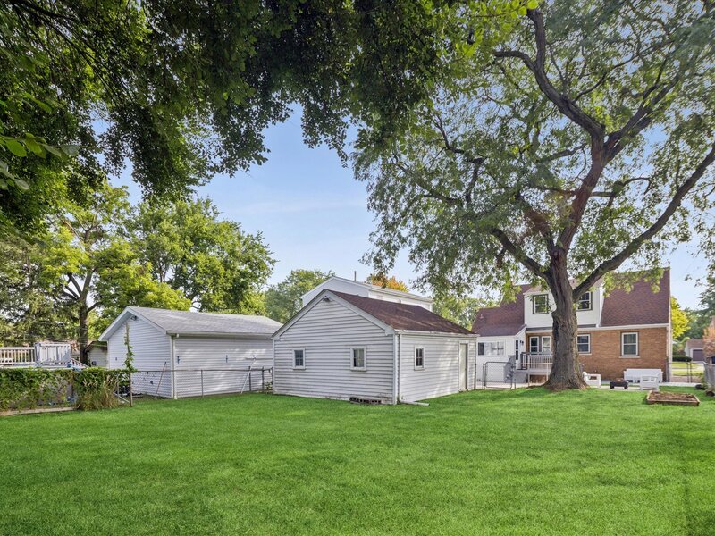 422 S Harvard Avenue Villa Park IL 60181