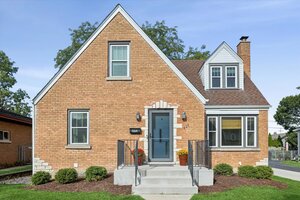 Photo of 422 S Harvard Avenue Villa Park IL 60181