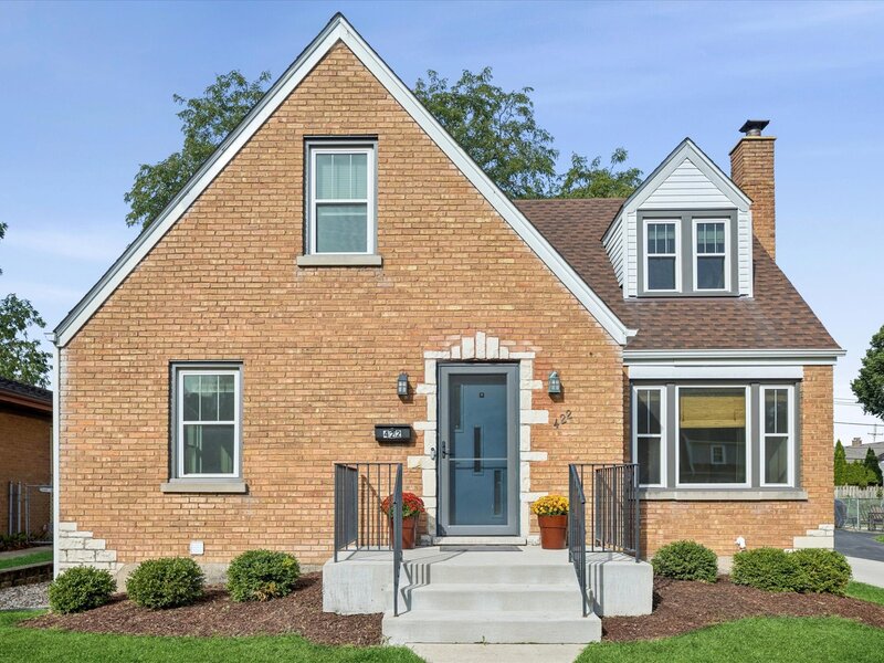 422 S Harvard Avenue Villa Park IL 60181