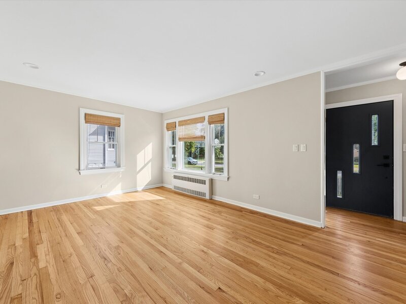 422 S Harvard Avenue Villa Park IL 60181