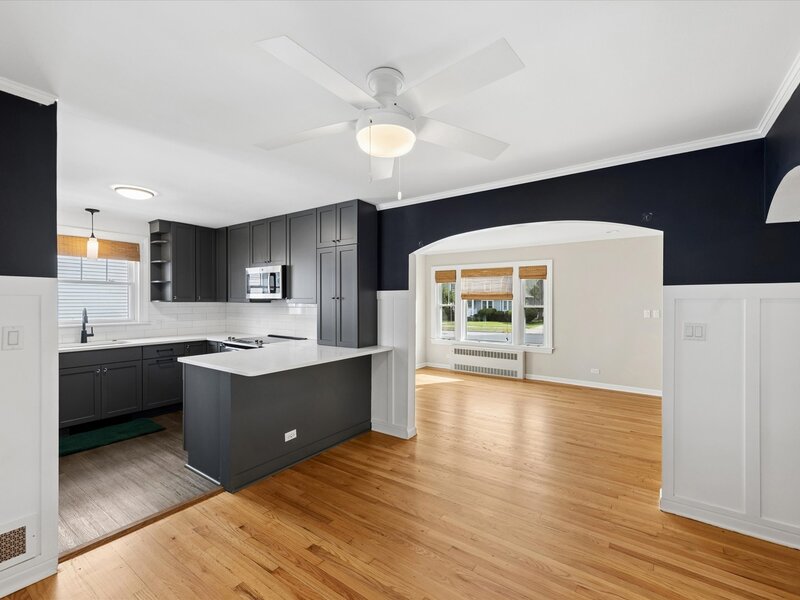 422 S Harvard Avenue Villa Park IL 60181