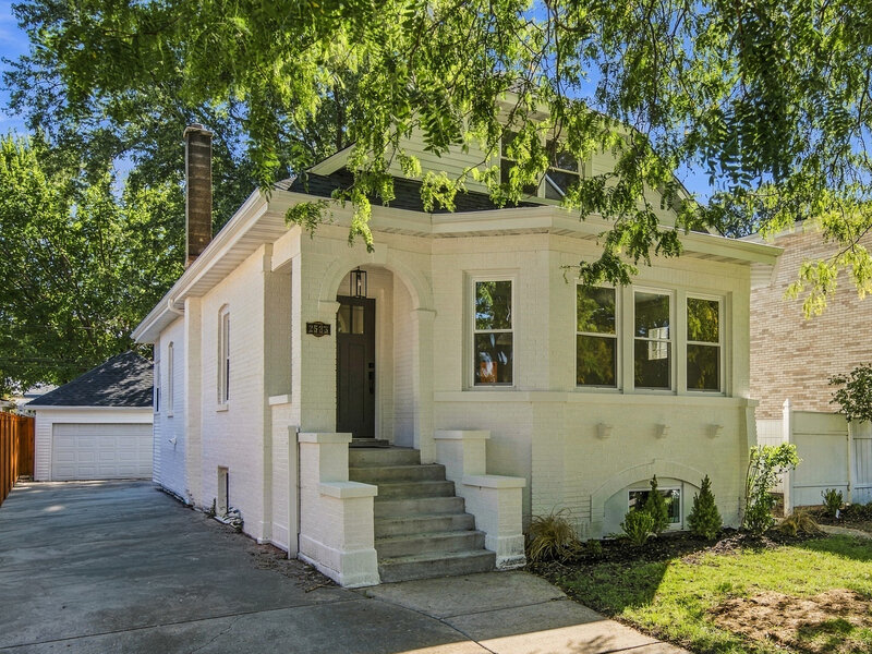 2533 Wood Street River Grove IL 60171