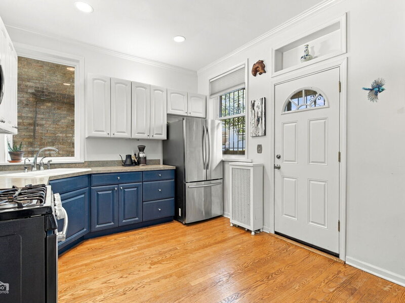 6648 N Newgard Avenue Chicago IL 60626