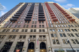 Photo of 212 W Washington Street Chicago IL 60606 Unit 1504