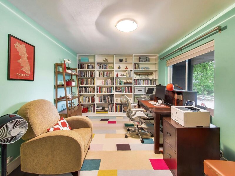 1203 E 50th Street Chicago IL 60615