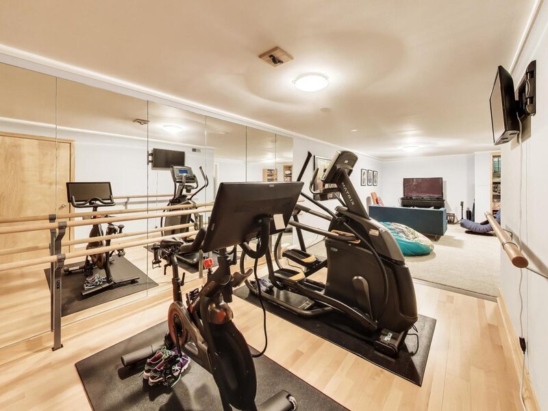 1203 E 50th Street Chicago IL 60615