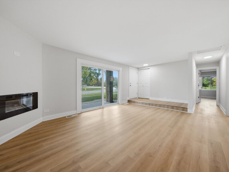 19401 Oakwood Avenue Country Club Hills IL 60478
