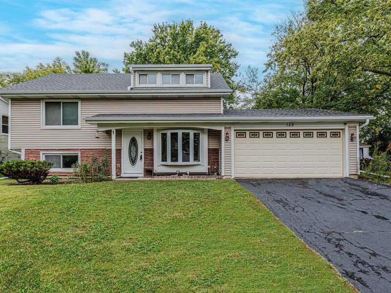129 Delaware Drive Bolingbrook IL 60440