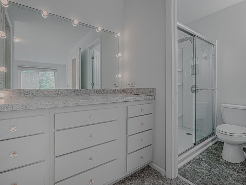 129 Delaware Drive Bolingbrook IL 60440