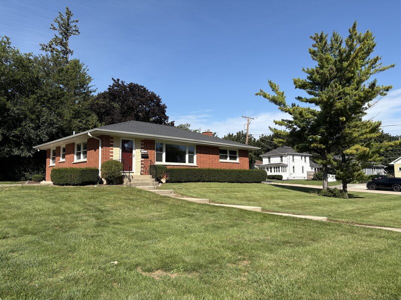 1010 Laursen Court Antioch IL 60002