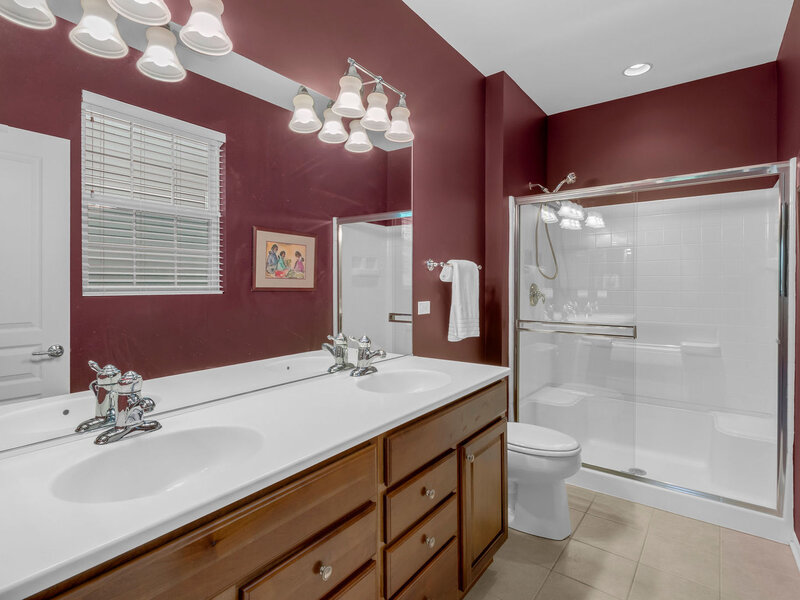 2771 Beacon Point Circle Elgin IL 60124