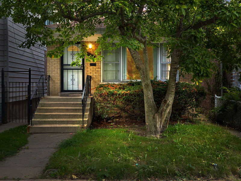 7935 S East End Avenue Chicago IL 60617