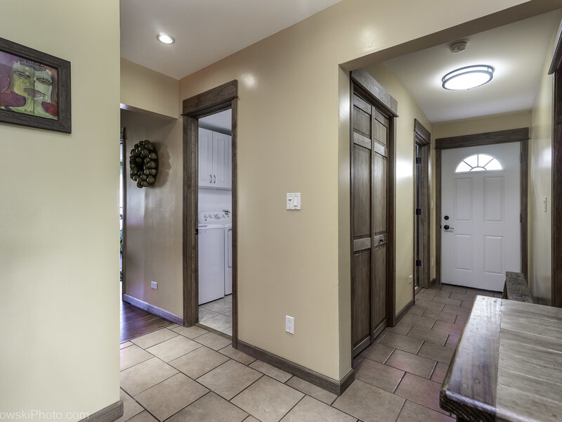 290 Hawthorn Lane Hoffman Estates IL 60169