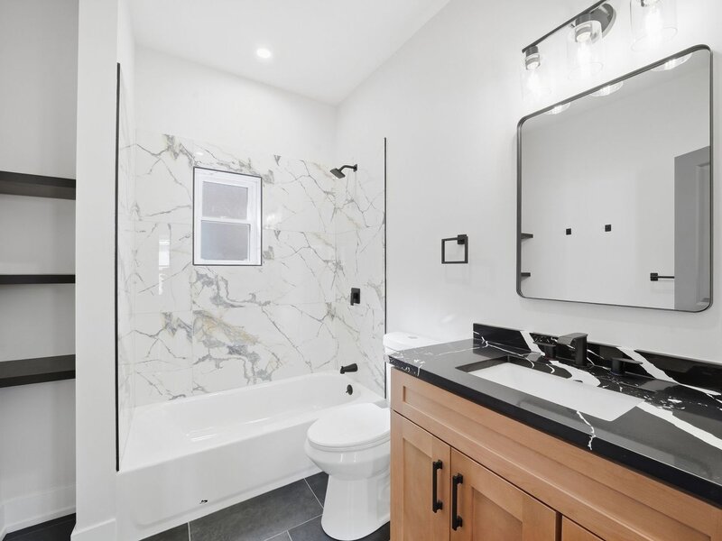8718 S Euclid Avenue Chicago IL 60617