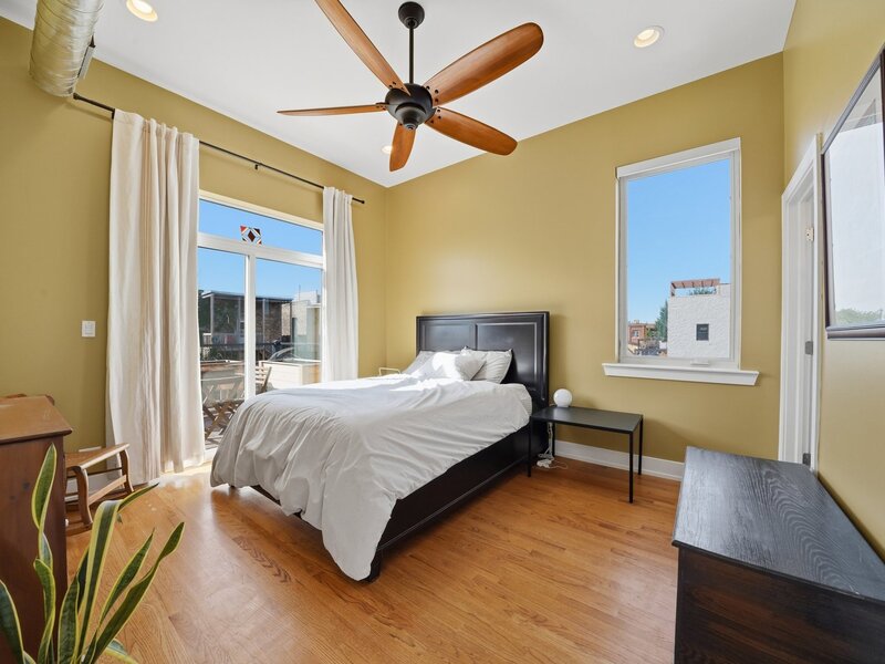 2435 W Augusta Boulevard Chicago IL 60622