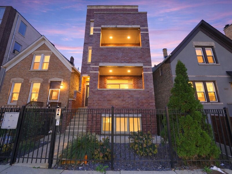 2435 W Augusta Boulevard Chicago IL 60622