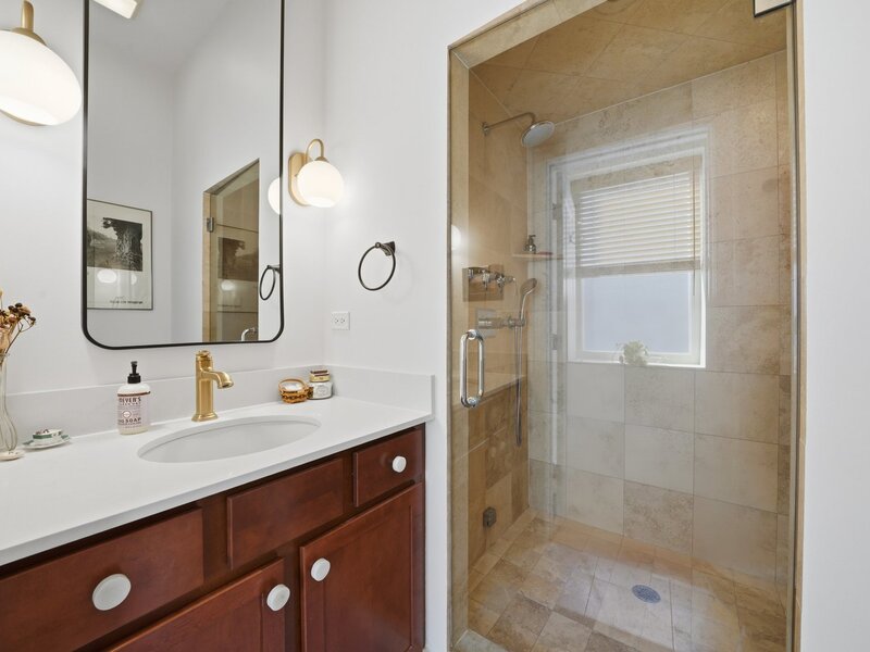 2435 W Augusta Boulevard Chicago IL 60622