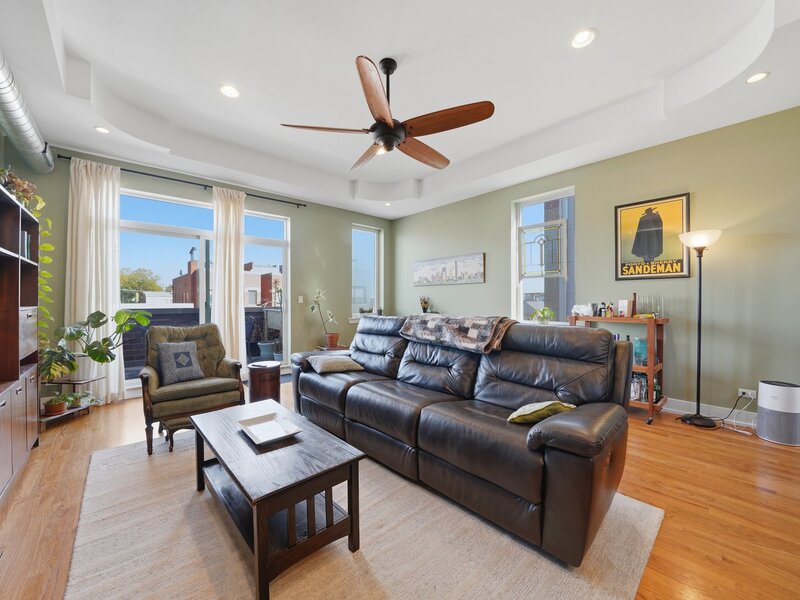 2435 W Augusta Boulevard Chicago IL 60622