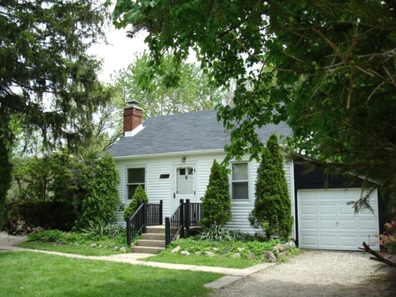 9127 N Western Avenue Des Plaines IL 60016