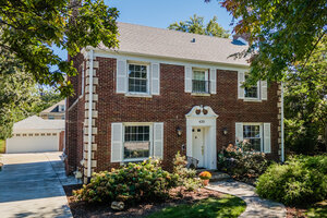 Photo of 635 S Brainard Avenue La Grange IL 60525