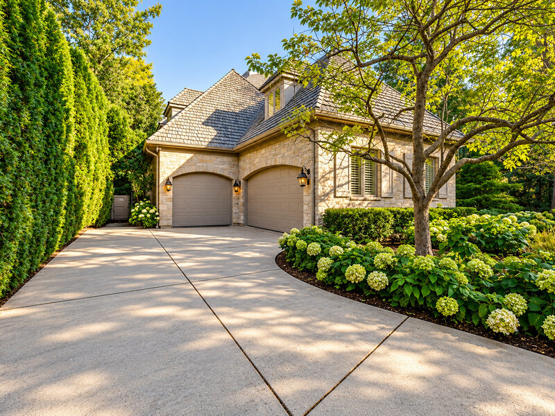2313 Sheridan Road Highland Park IL 60035