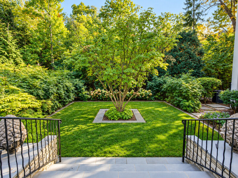 2313 Sheridan Road Highland Park IL 60035