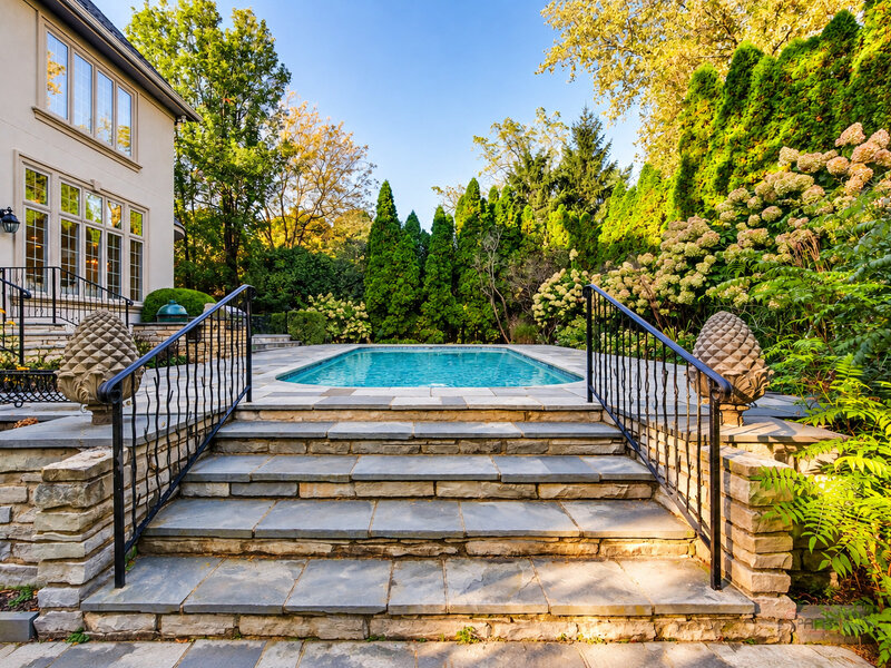 2313 Sheridan Road Highland Park IL 60035