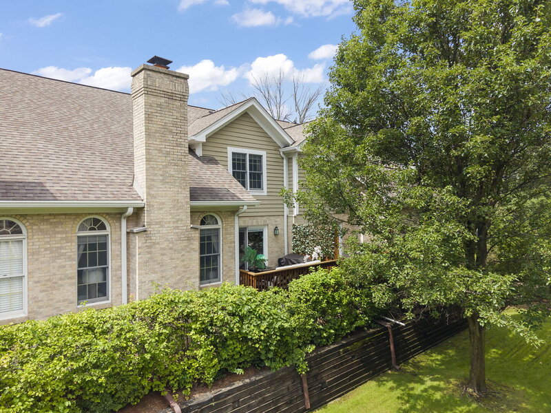 11124 Indian Woods Drive Indian Head Park IL 60525
