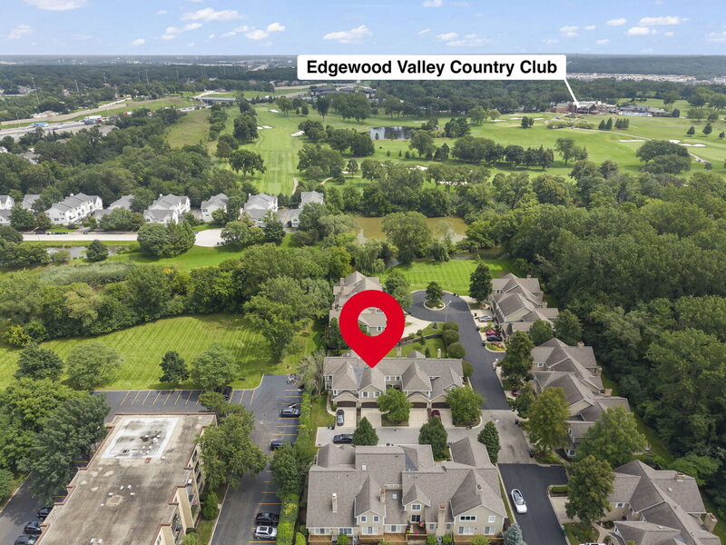 11124 Indian Woods Drive Indian Head Park IL 60525
